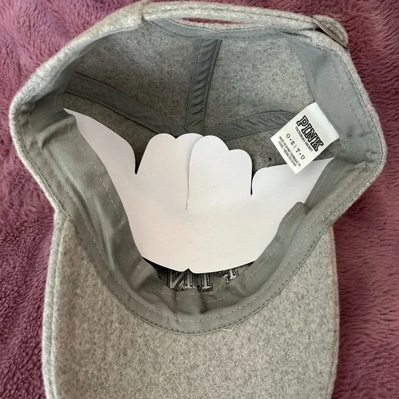 PINK Victoria's Secret cap - Picture 4 of 4